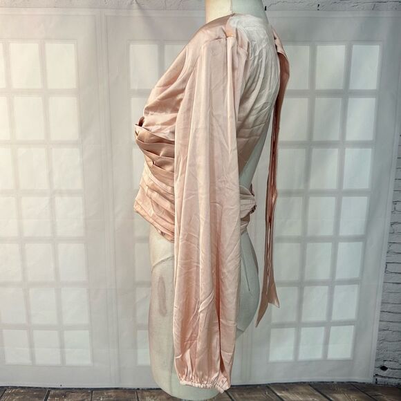 Express soft pink satin long sleeve open bow back blouse size medium - Picture 7 of 12